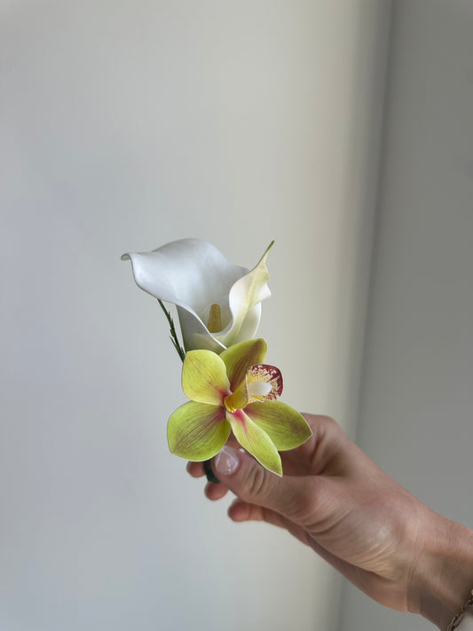 Modern Boutonniere