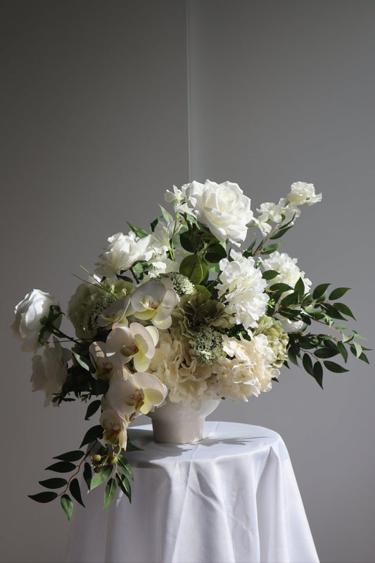 Pre-Order Medium Welcome Table Arrangement